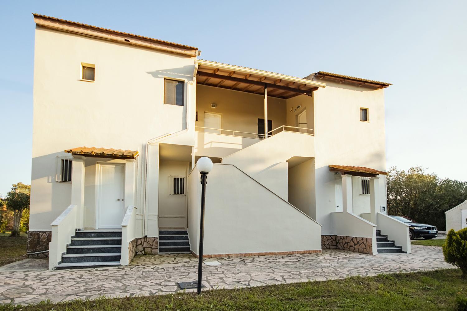 Parakladi Seaside Retreat Apartment เลฟคิมมี ภายนอก รูปภาพ