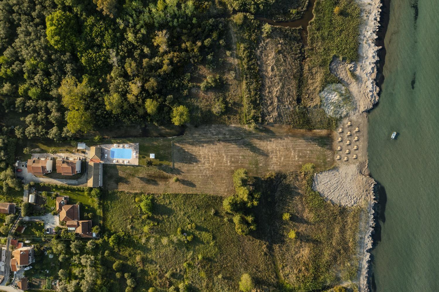 Parakladi Seaside Retreat Apartment เลฟคิมมี ภายนอก รูปภาพ